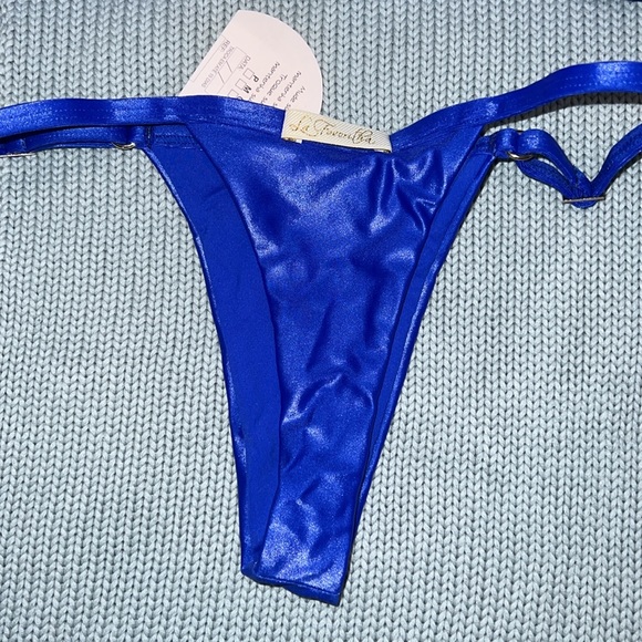 brazilian bikinis - Picture 3 of 6